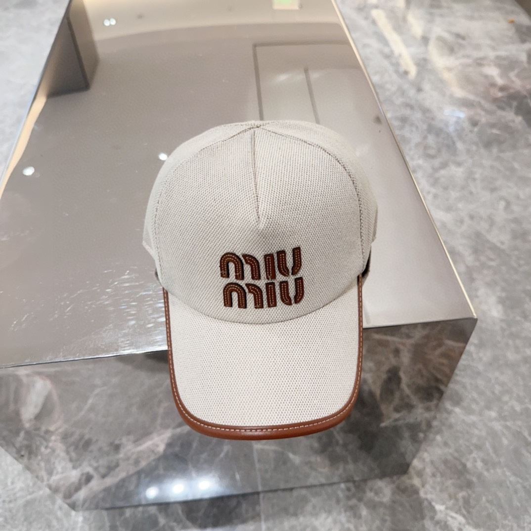 Miu Miu Caps